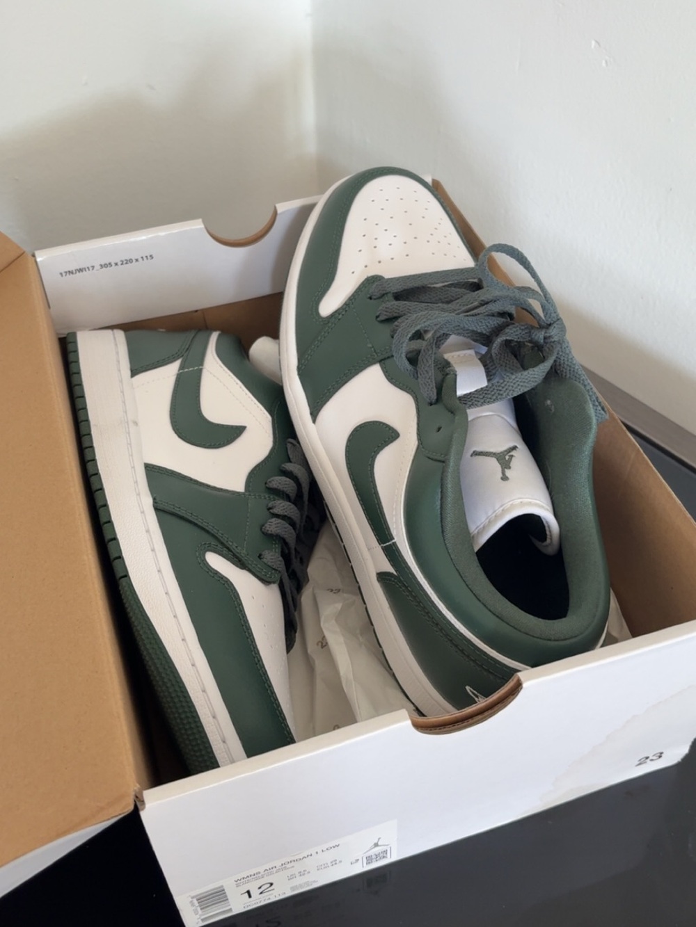 Jordan Low Top Sneakers in Green and White